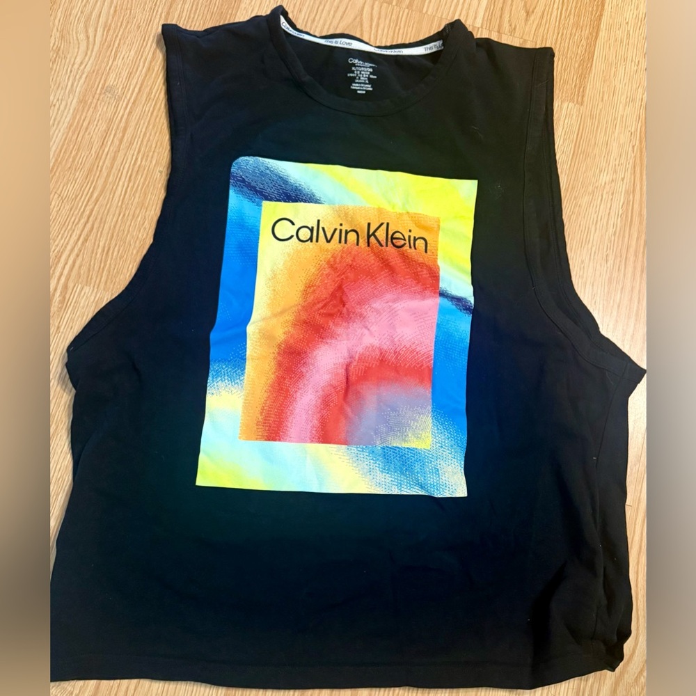 Calvin Klein Black XL Reimagined Heritage Pride Lounge Muscle Tank
Top NM2249